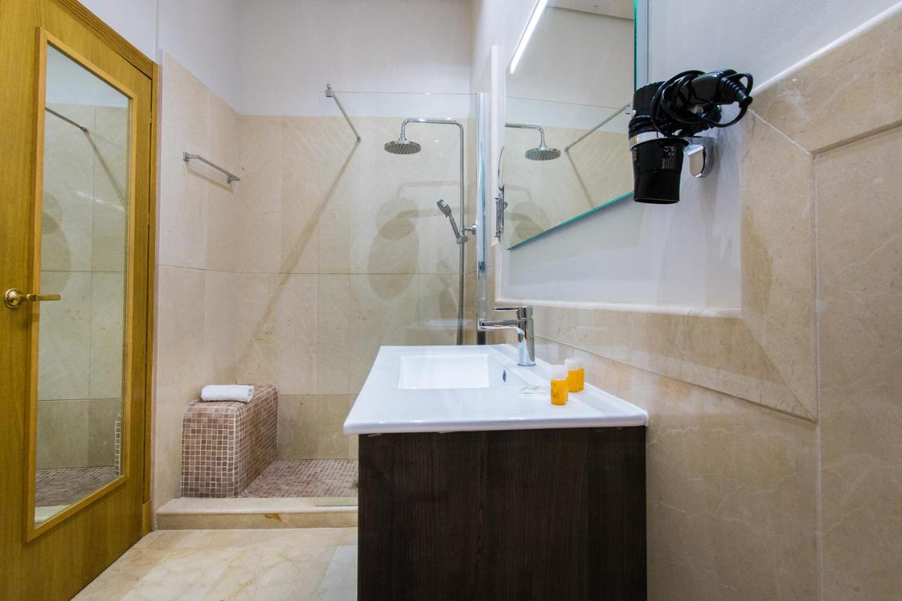 Holidays2Malaga Junto Catedral Appartement Buitenkant foto